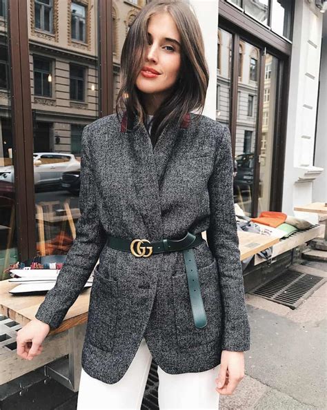 sliver gucci belt on outfit|best way to wear Gucci belt.